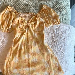 Victoria and Sophia Puff Sleeve Yellow Mini dress